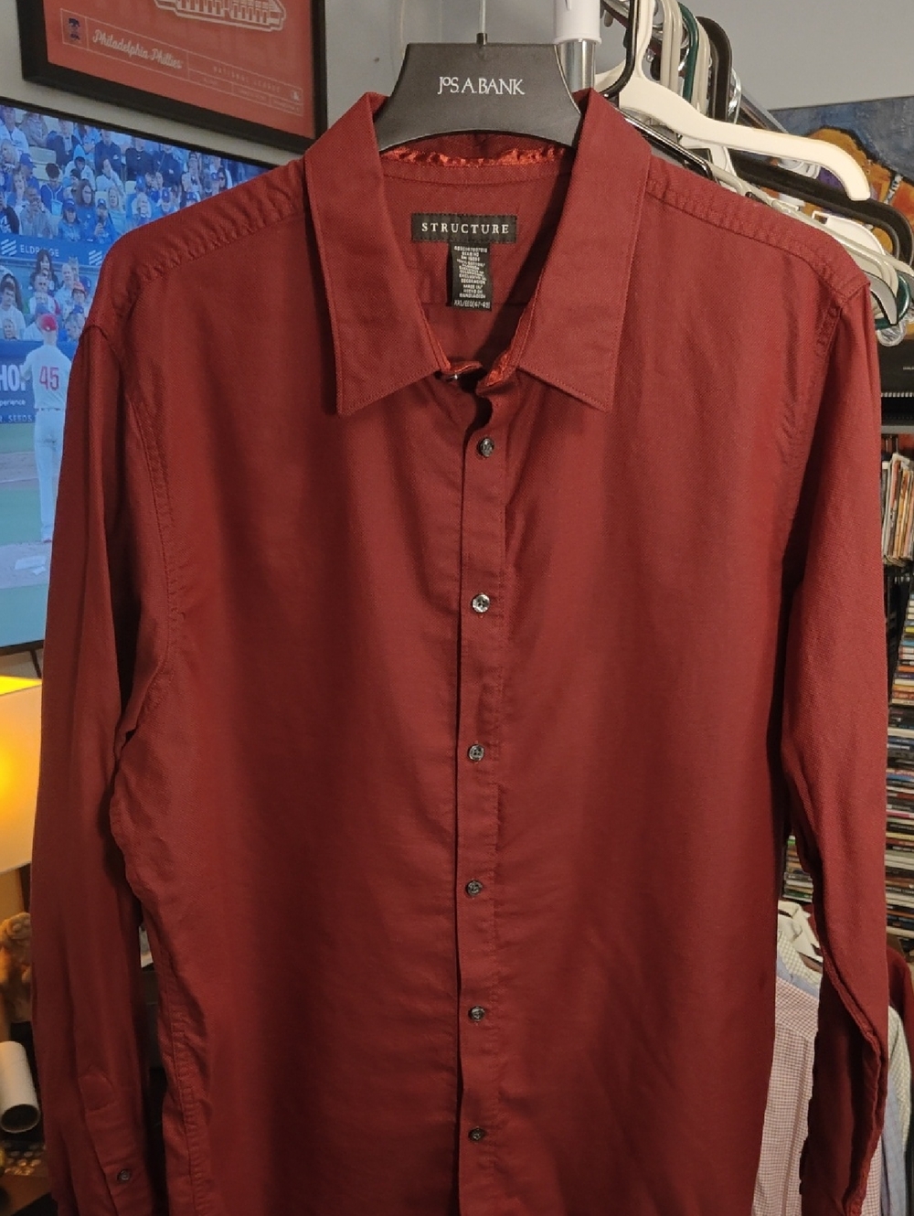 Structure Men's Long-Sleeve Button-Up Shirt in Maroon